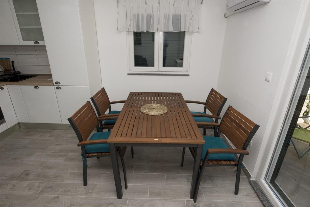 Apartment Jure سلاتين المظهر الخارجي الصورة